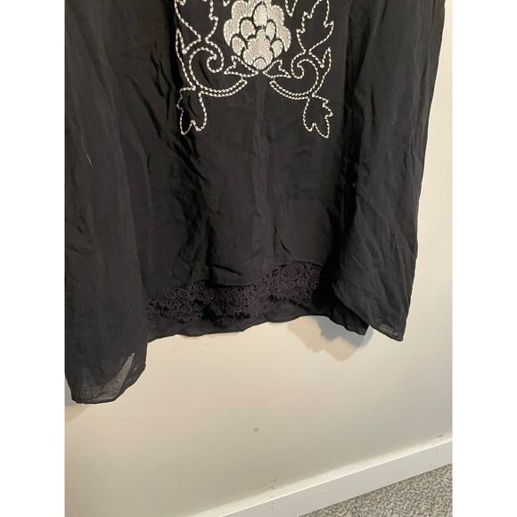 Sundance Black and‎ White Floral Embroidered Knee Length Sleevless Dress Size 10 - Picture 4 of 10